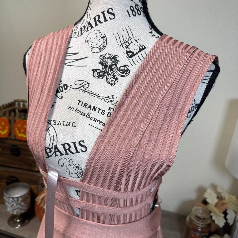 House Of CB Mara Deep Plunge Bandage Midi Dress Blush Size M Bodycon Glam - Picture 3 of 11